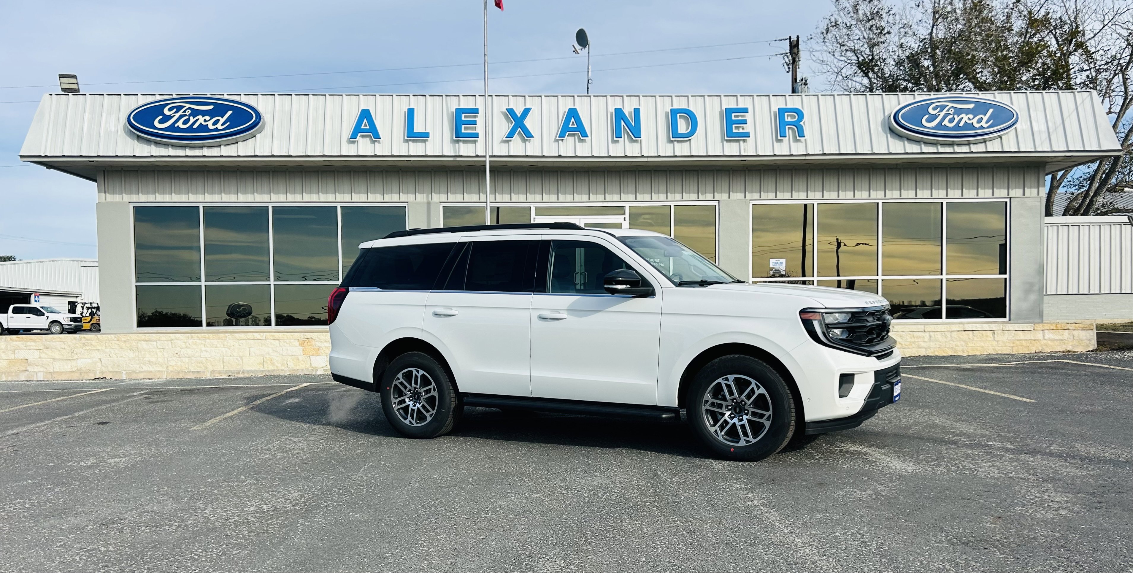 New 2025 Ford Expedition Active