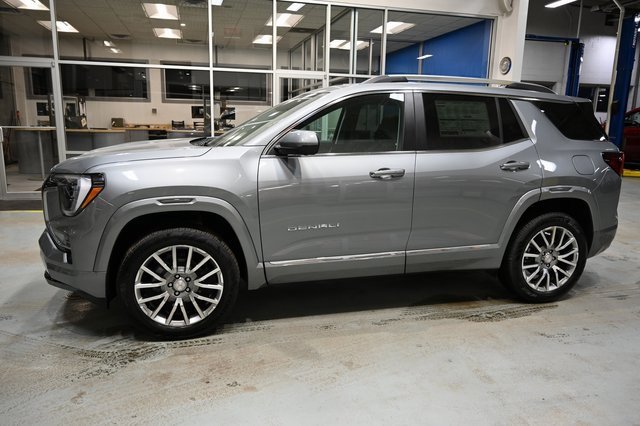 New 2026 GMC Terrain Denali w/ LPO, Floor Liner Package image 7