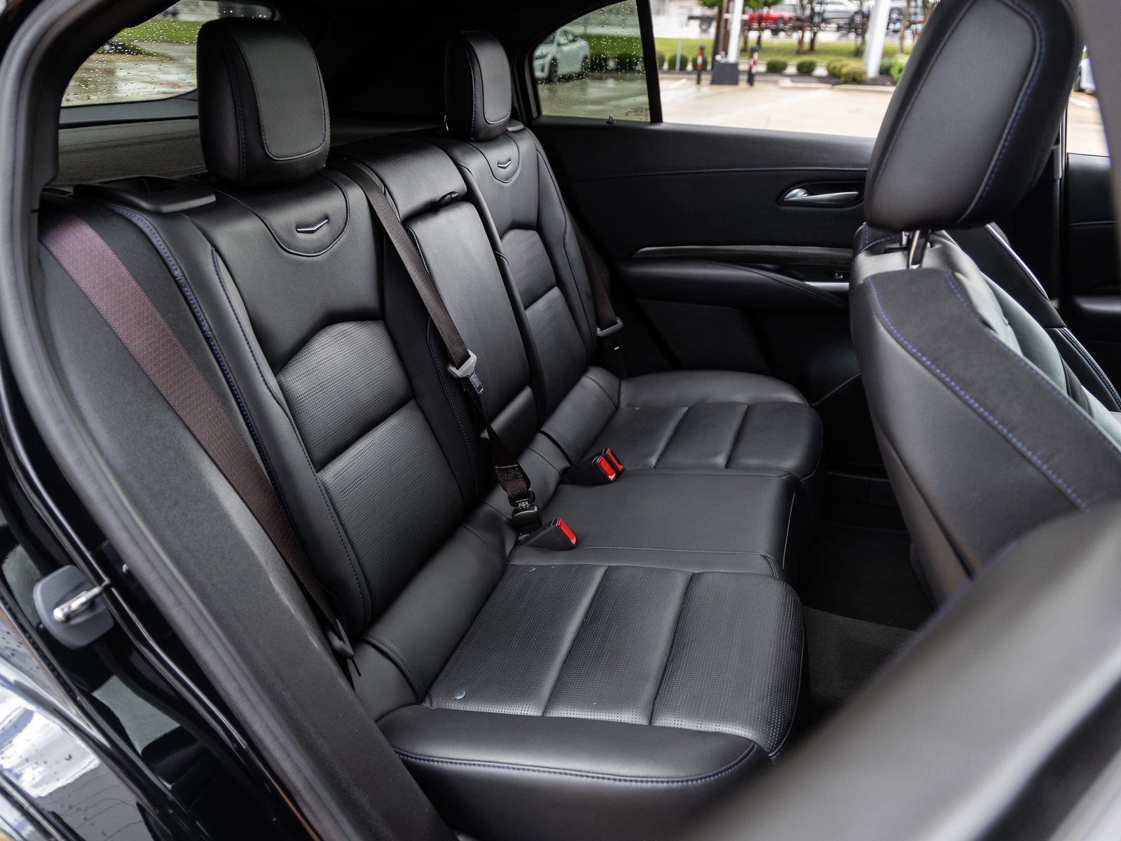 Used 2024 Cadillac XT4 Sport FWD image 37