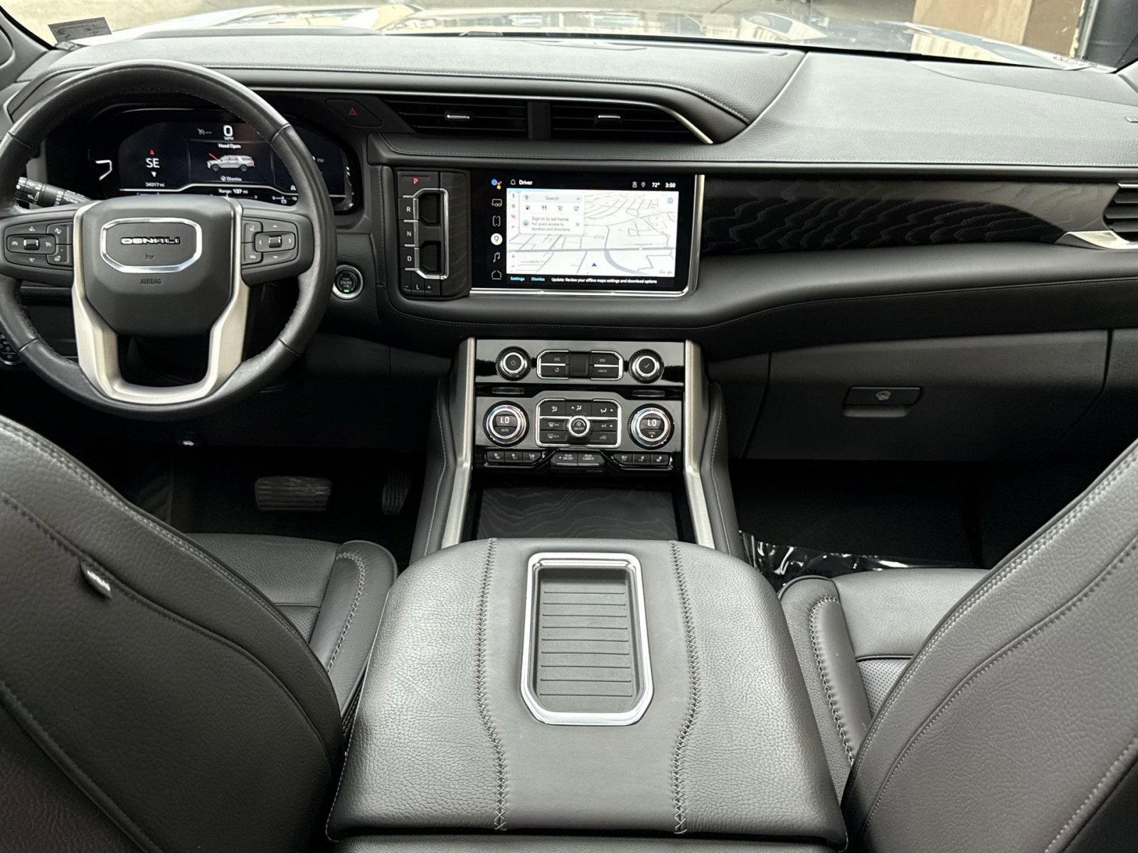 Used 2022 GMC Yukon Denali image 23