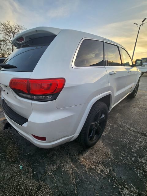 Used 2015 Jeep Grand Cherokee Altitude image 4