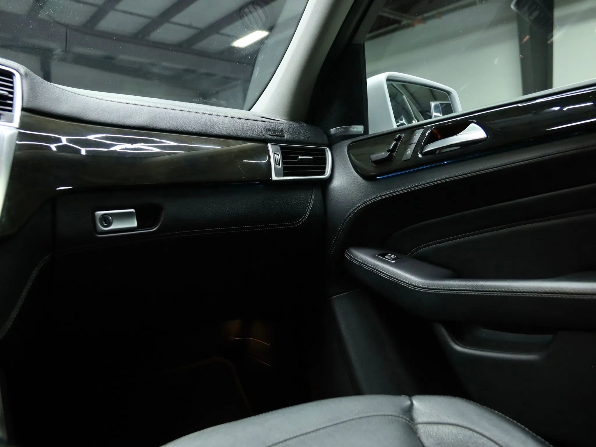 Used 2015 Mercedes-Benz ML 400 4MATIC image 34