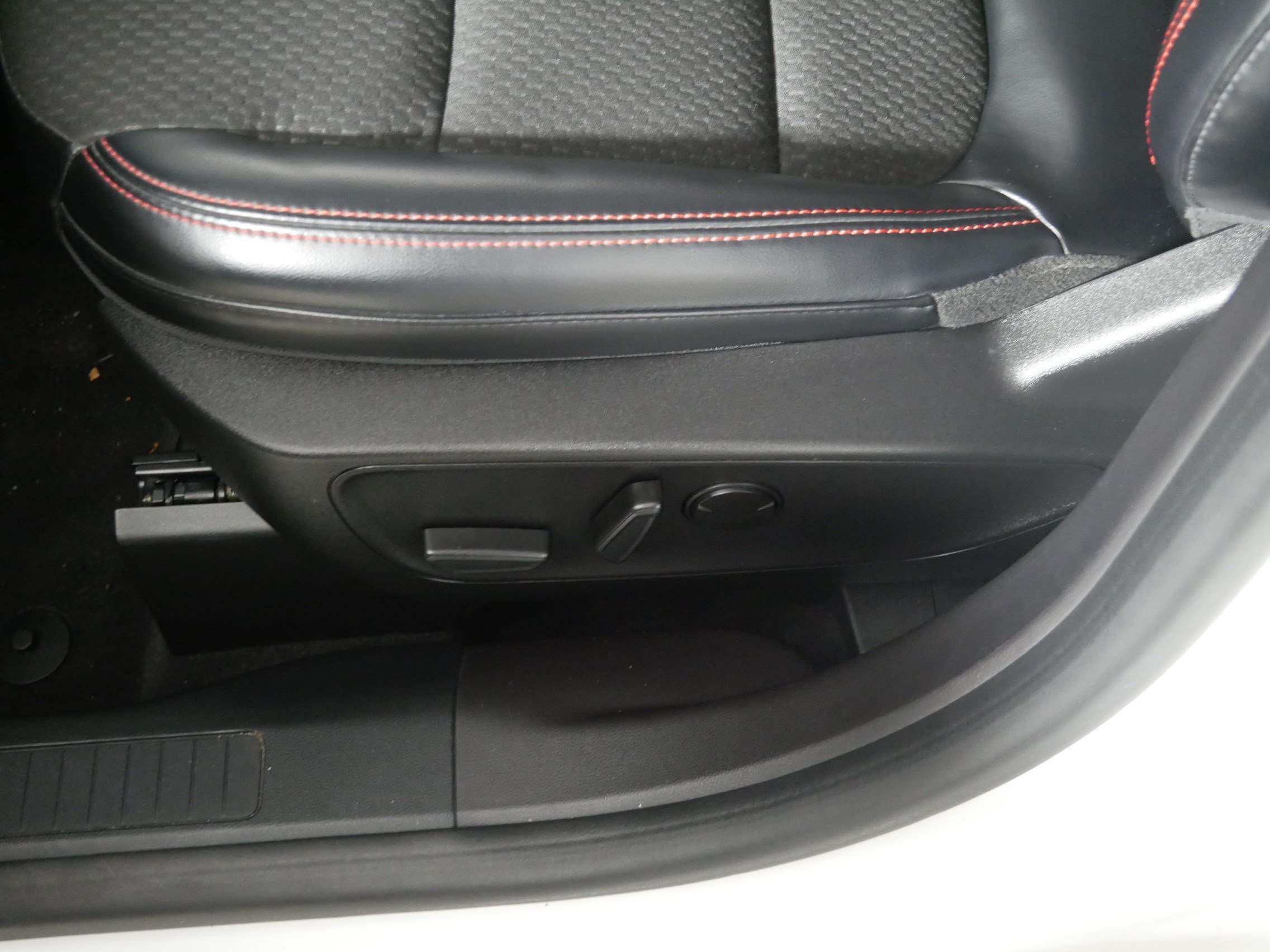 Used 2023 Ford Escape ST-Line Select w/ Tech Pack #2 AWD/4WD image 20