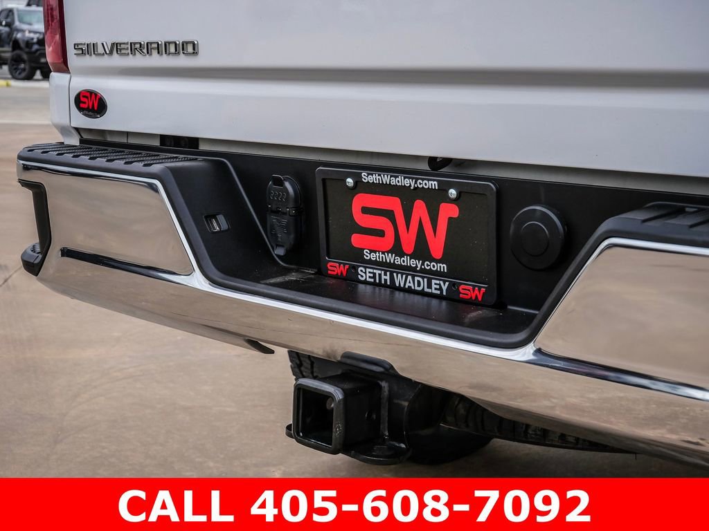 Used 2023 Chevrolet Silverado 2500 LT w/ Convenience Package AWD/4WD image 12