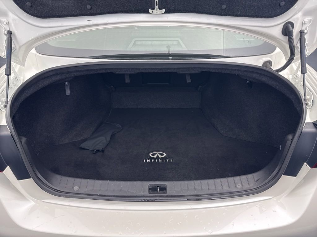 Used 2023 INFINITI Q50 Luxe w/ Cargo Package image 5