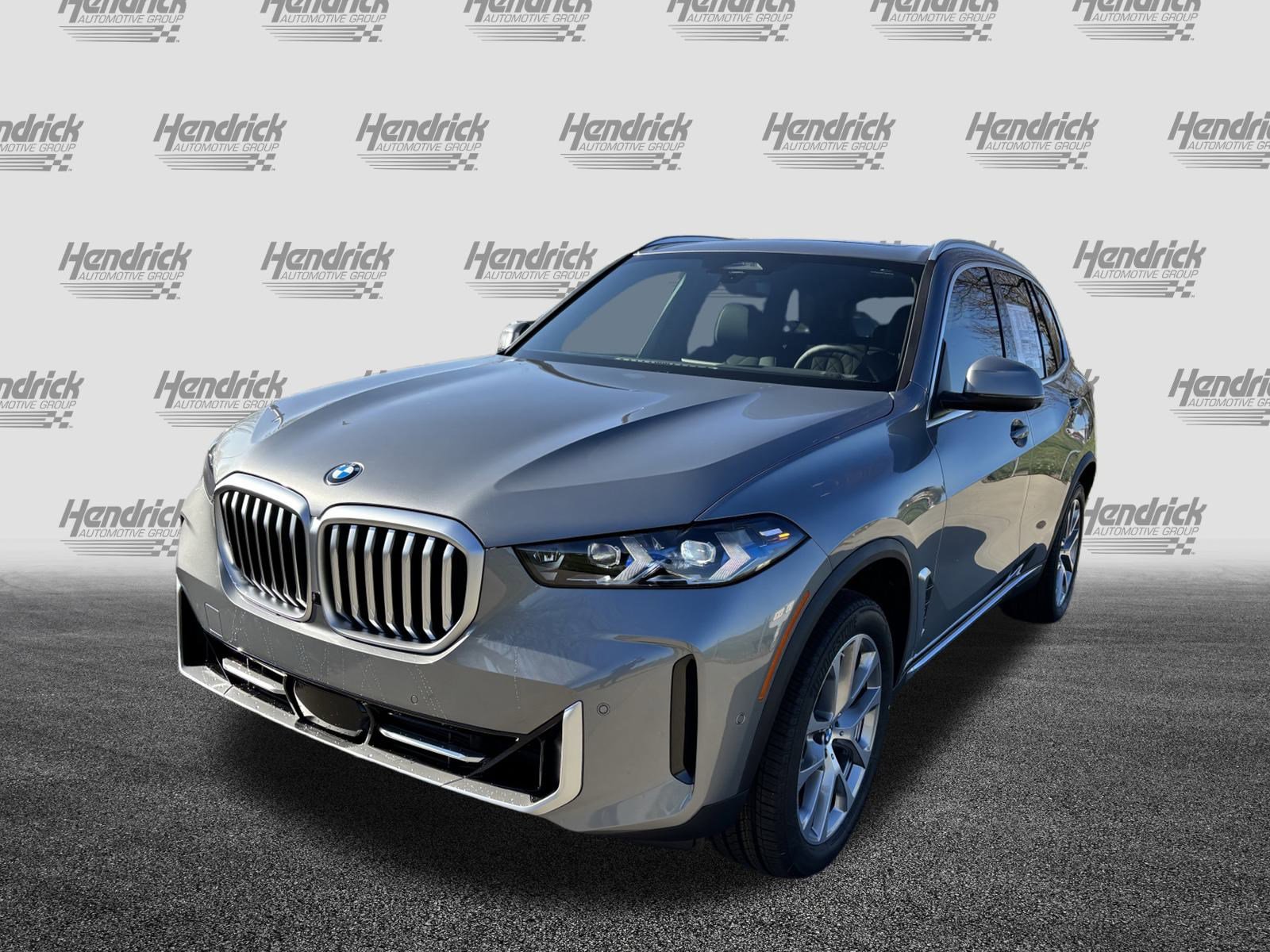New 2026 BMW X5 sDrive40i w/ Premium Package image 5