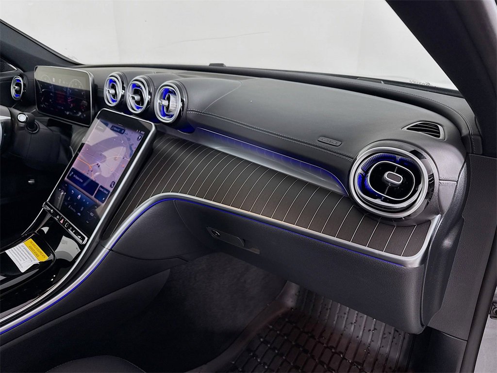 Used 2025 Mercedes-Benz C 300 4MATIC Sedan image 31