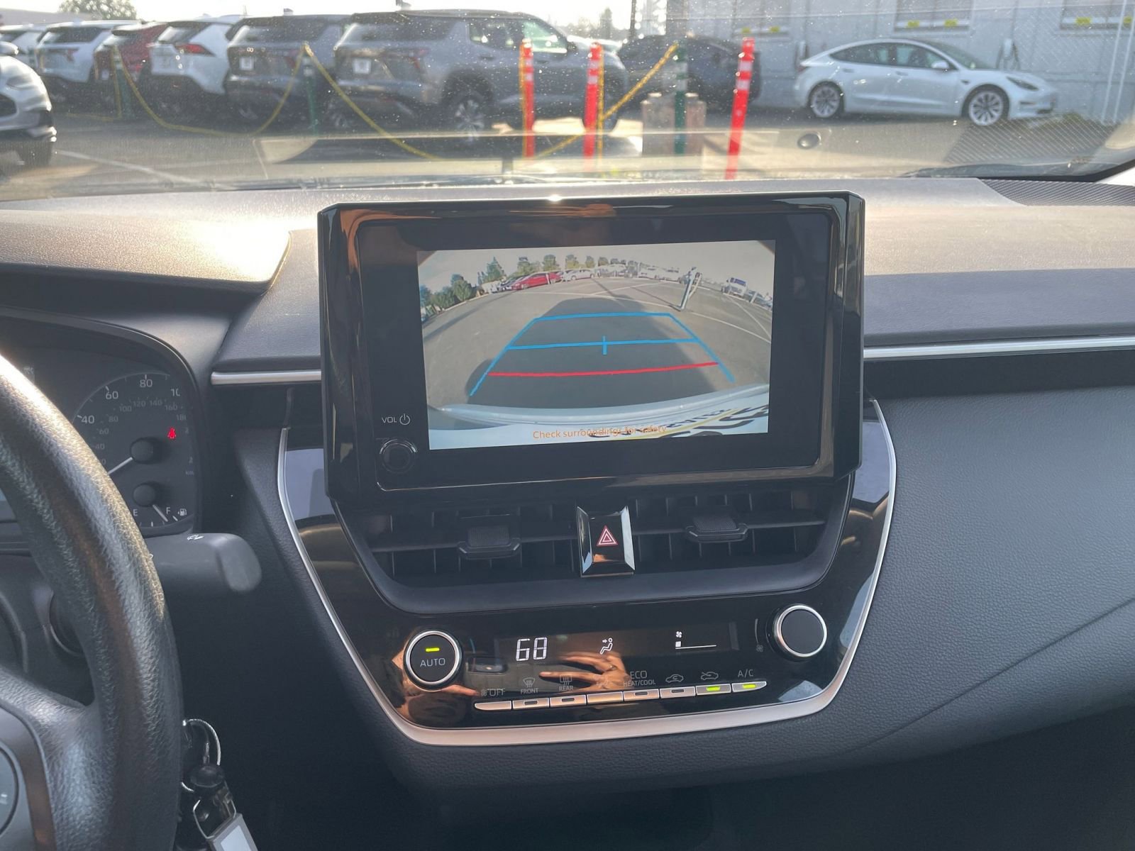 Used 2025 Toyota Corolla LE image 24