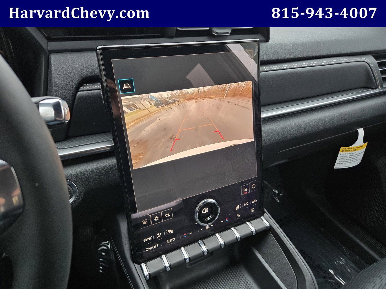 Used 2026 GMC Terrain Elevation w/ Elevation Premium Package image 9