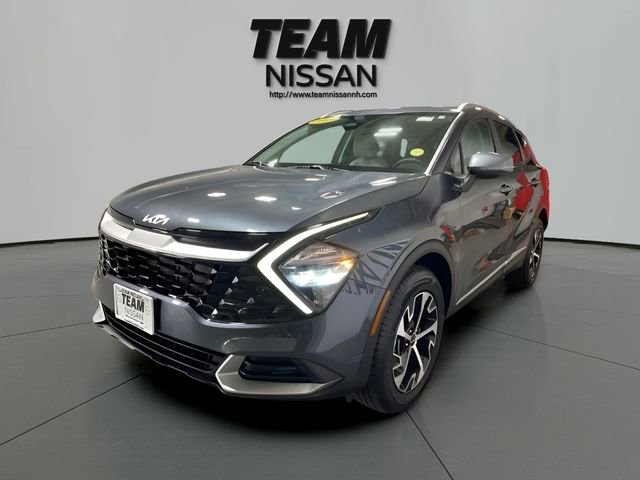 Used 2023 Kia Sportage EX AWD/4WD image 3