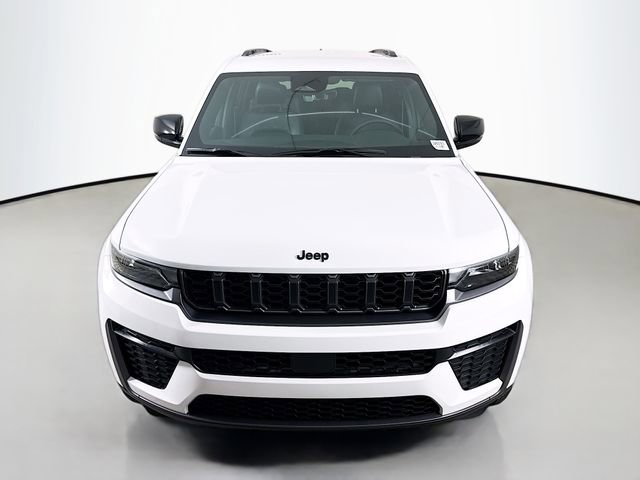 New 2026 Jeep Grand Cherokee L 4WD image 2