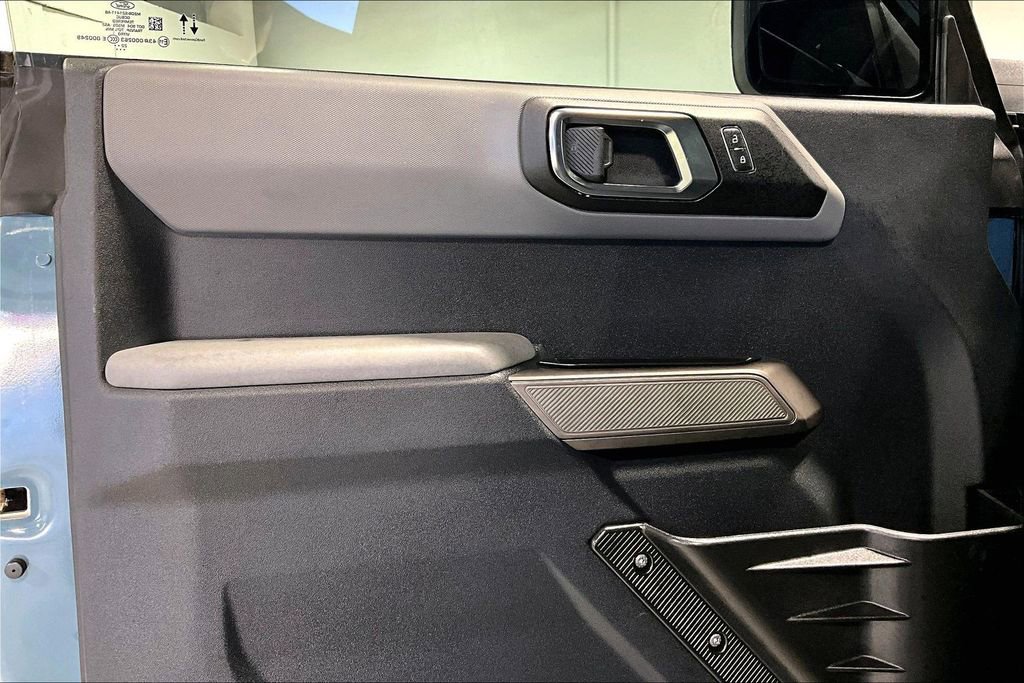 Used 2023 Ford Bronco Everglades image 20