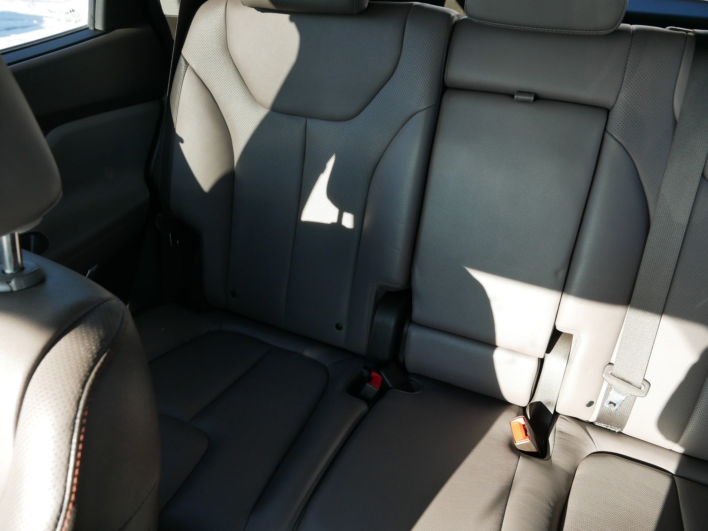 Used 2019 Hyundai Santa Fe AWD image 12