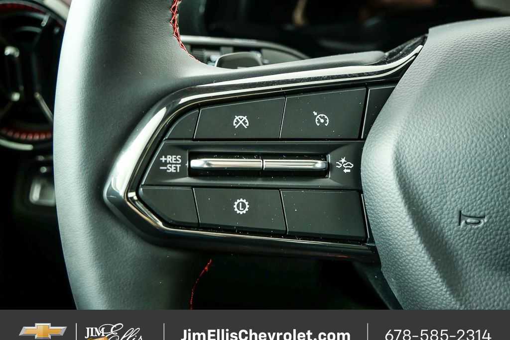 New 2026 Chevrolet Equinox RS w/ Convenience Package III AWD/4WD image 10