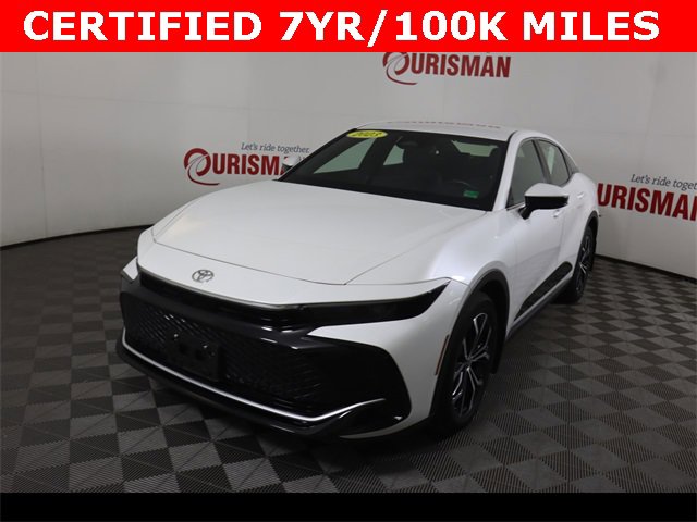 Used 2023 Toyota Crown XLE image 2