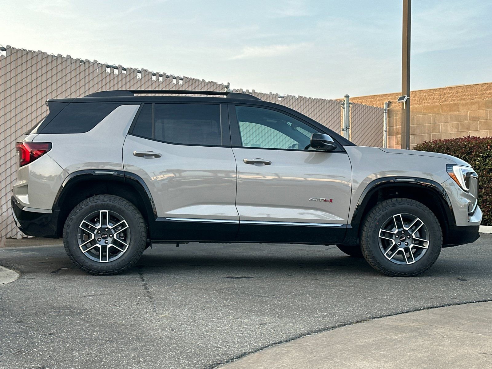 New 2026 GMC Terrain AT4 w/ Technology Package II AWD/4WD image 3