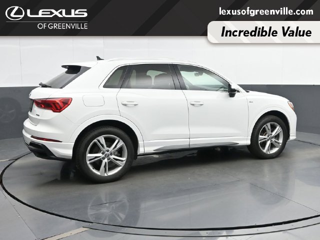 Used 2020 Audi Q3 2.0T Premium w/ Convenience Package AWD/4WD image 9