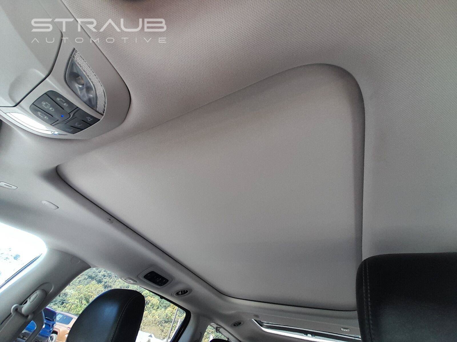 Used 2019 Chrysler Pacifica Limited FWD image 33