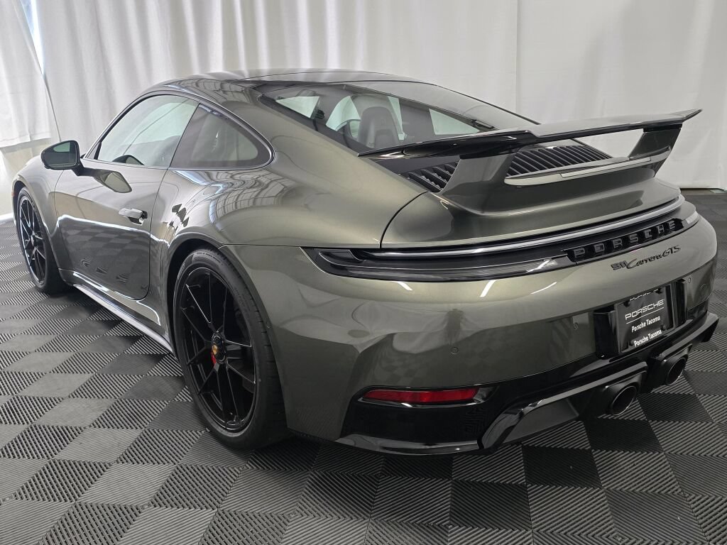 New 2026 Porsche 911 Carrera GTS RWD image 3