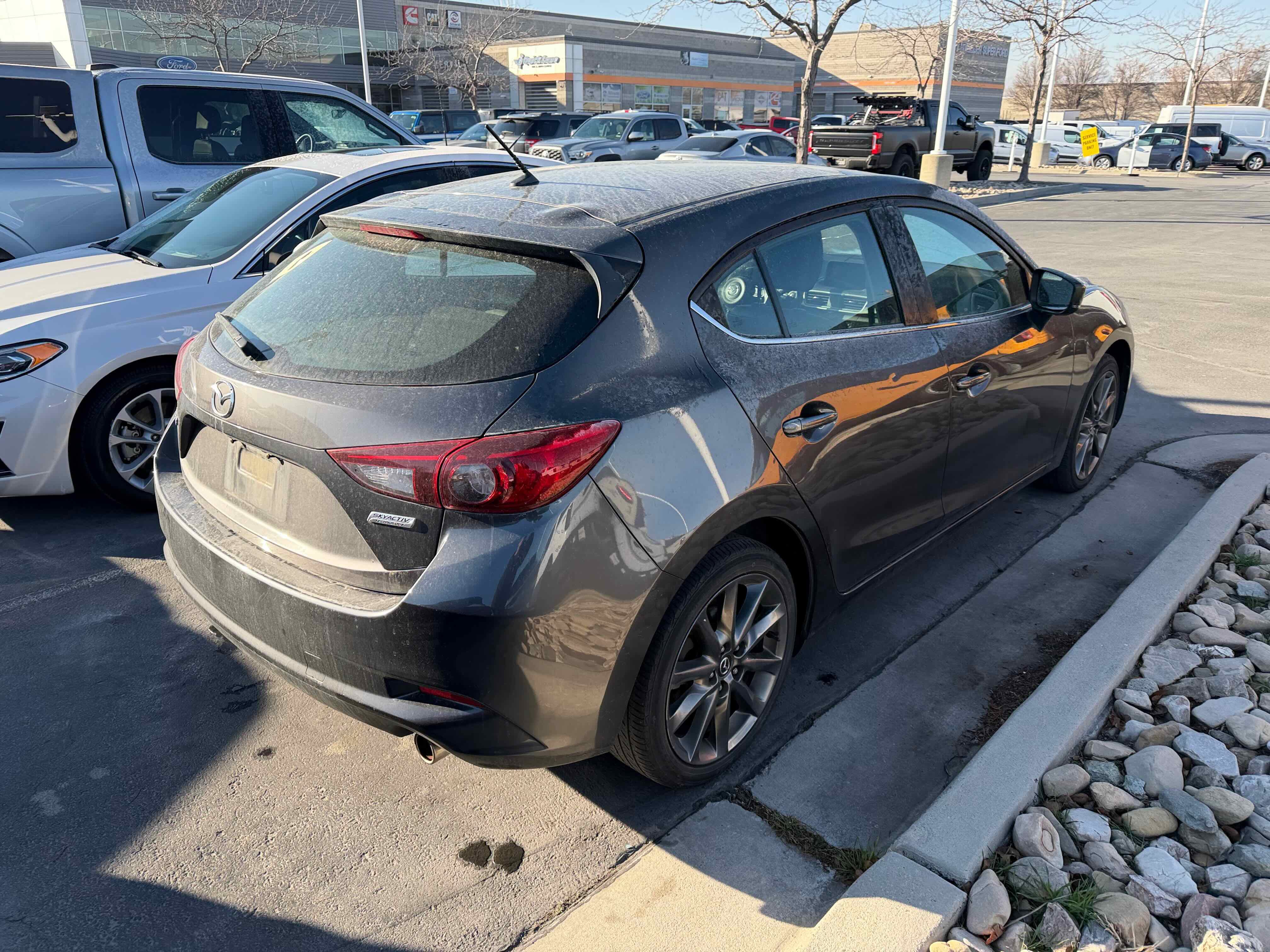 Used 2018 MAZDA MAZDA3 Touring image 12