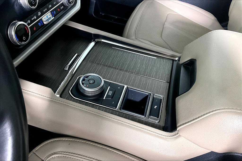 Certified 2024 Ford Expedition Limited RWD image 17