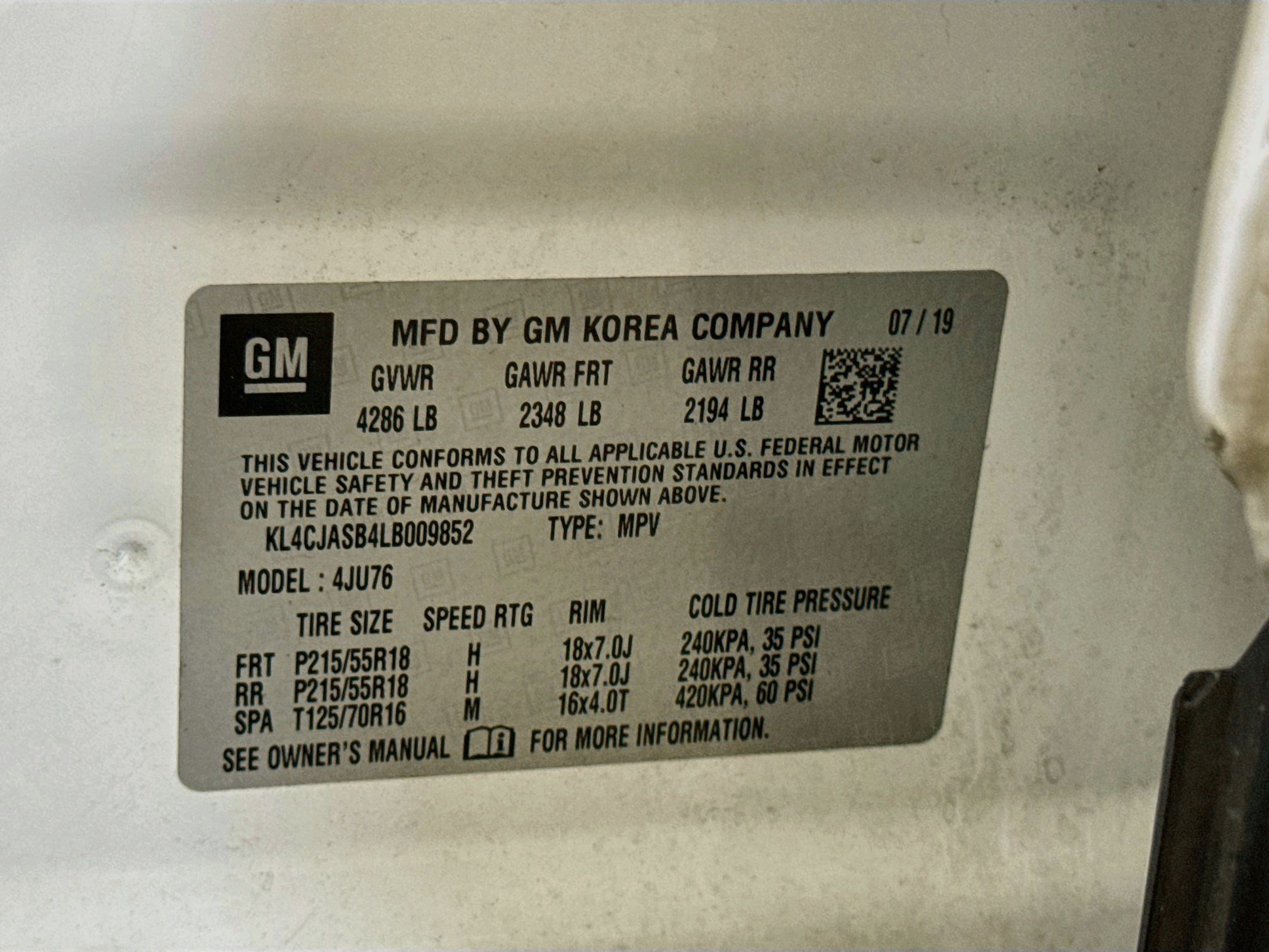 Used 2020 Buick Encore Preferred FWD image 37