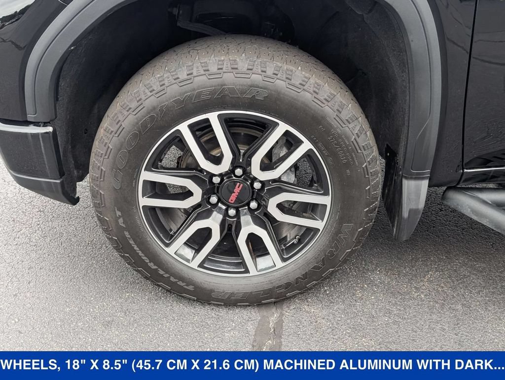 Used 2024 GMC Sierra 1500 AT4 w/ Technology Package AWD/4WD image 10