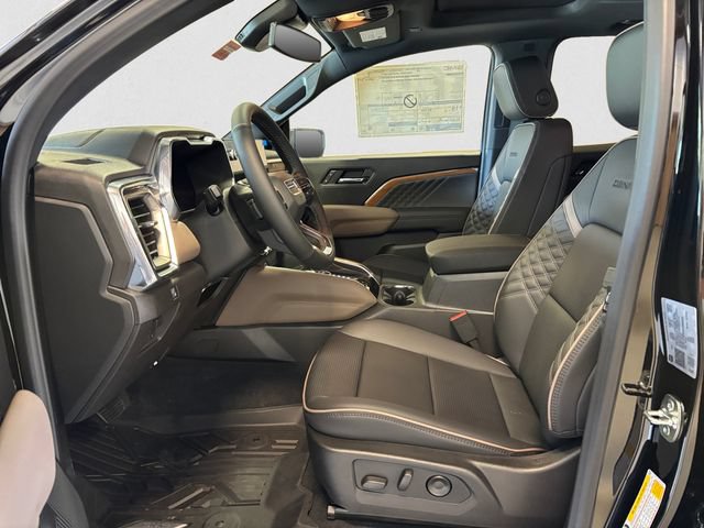 New 2026 GMC Canyon Denali w/ LPO, Denali Black Edition AWD/4WD image 10