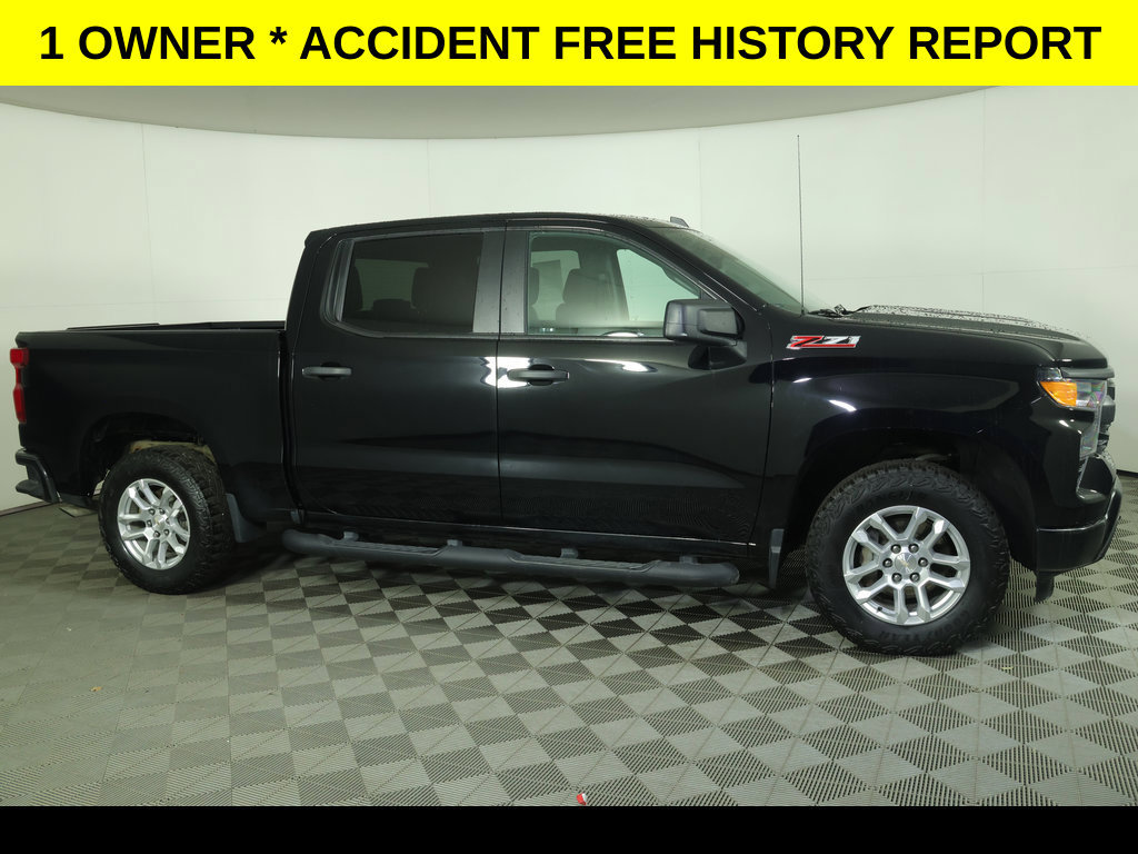 Used 2024 Chevrolet Silverado 1500 W/T w/ WT Value Package AWD/4WD image 2