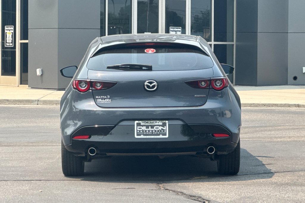 Used 2022 MAZDA MAZDA3 s FWD image 8