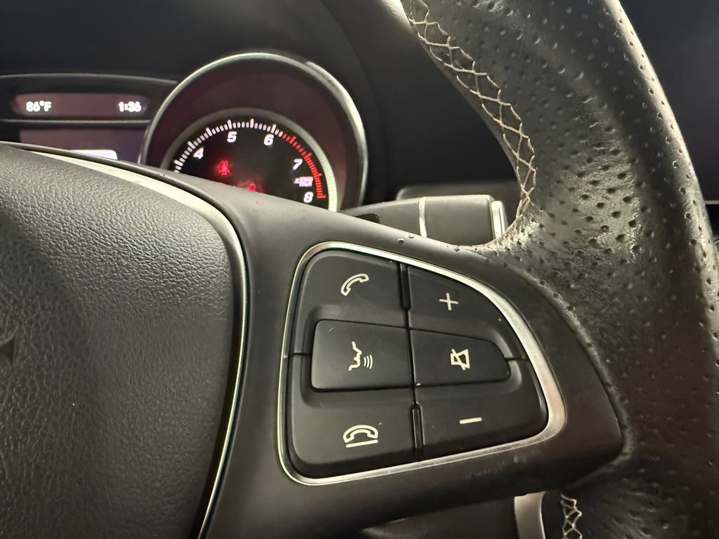 Used 2018 Mercedes-Benz GLA 250 4MATIC image 19