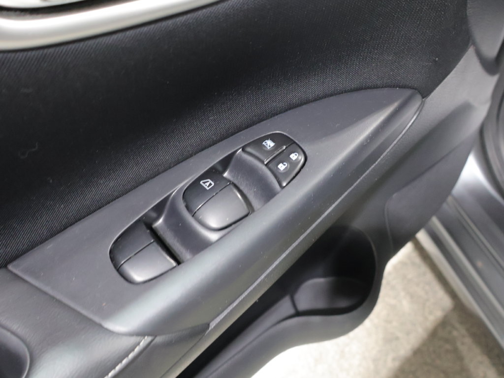 Used 2017 Nissan Sentra SV FWD image 14