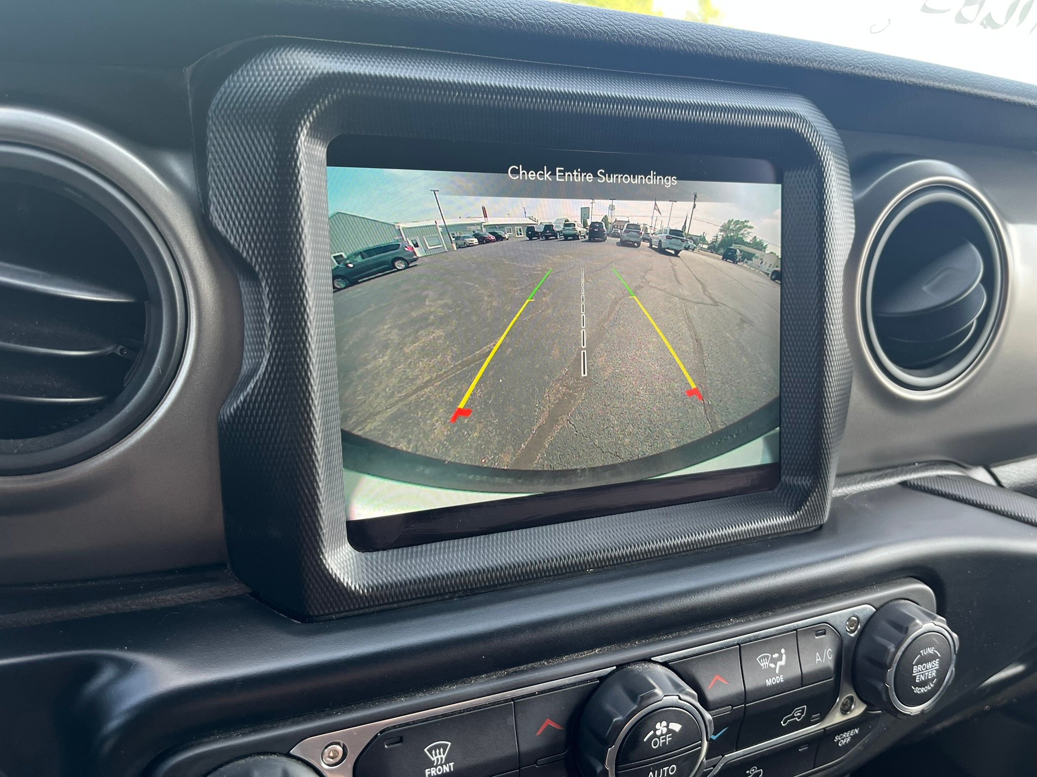 Used 2022 Jeep Wrangler Unlimited Sport AWD/4WD image 22