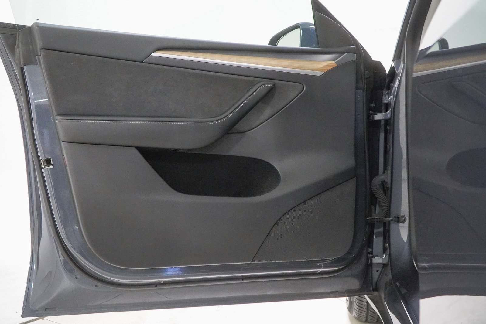 Used 2023 Tesla Model Y Long Range image 20