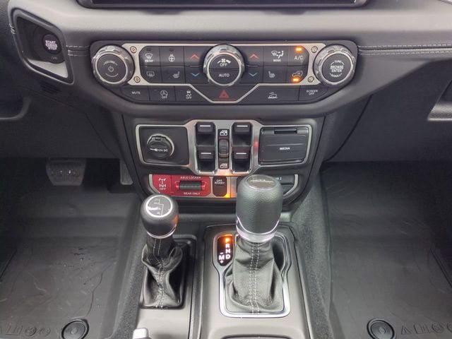 New 2026 Jeep Gladiator Mojave AWD/4WD image 19