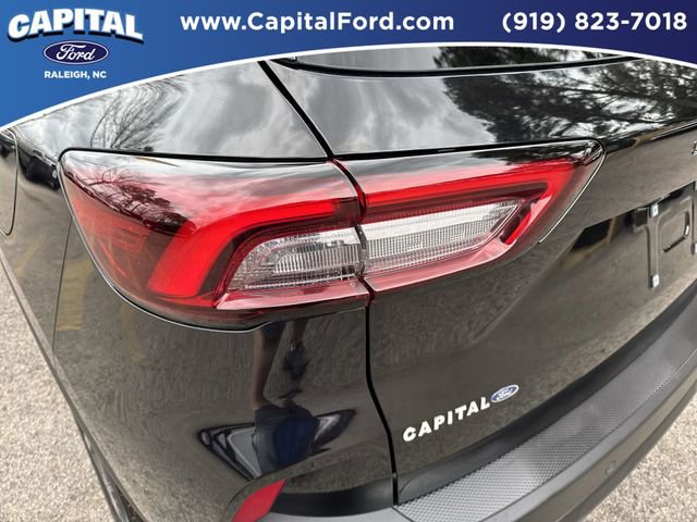 Certified 2025 Ford Escape ST-Line Elite w/ Tech Pack #1 image 15
