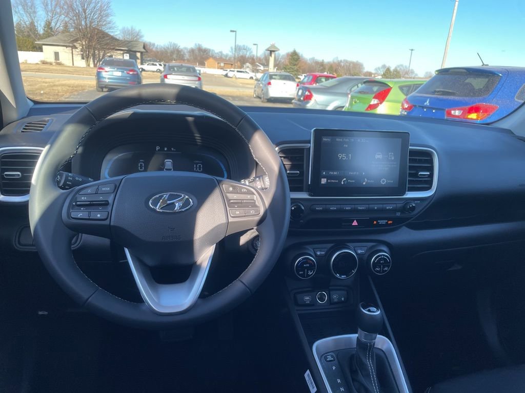 New 2026 Hyundai Venue SEL image 9