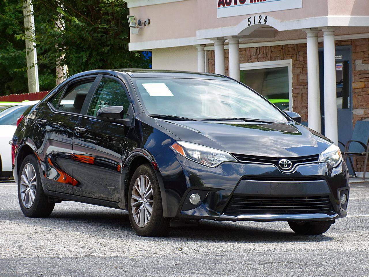 Used 2014 Toyota Corolla LE FWD image 7