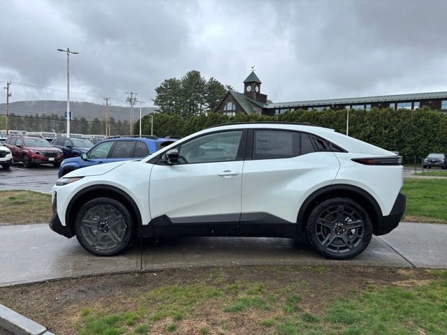 New 2026 Subaru Uncharted AWD image 8