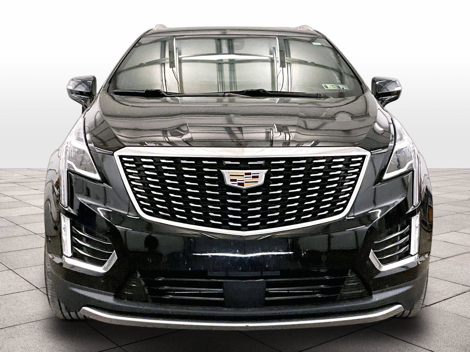 Used 2021 Cadillac XT5 Premium Luxury image 3