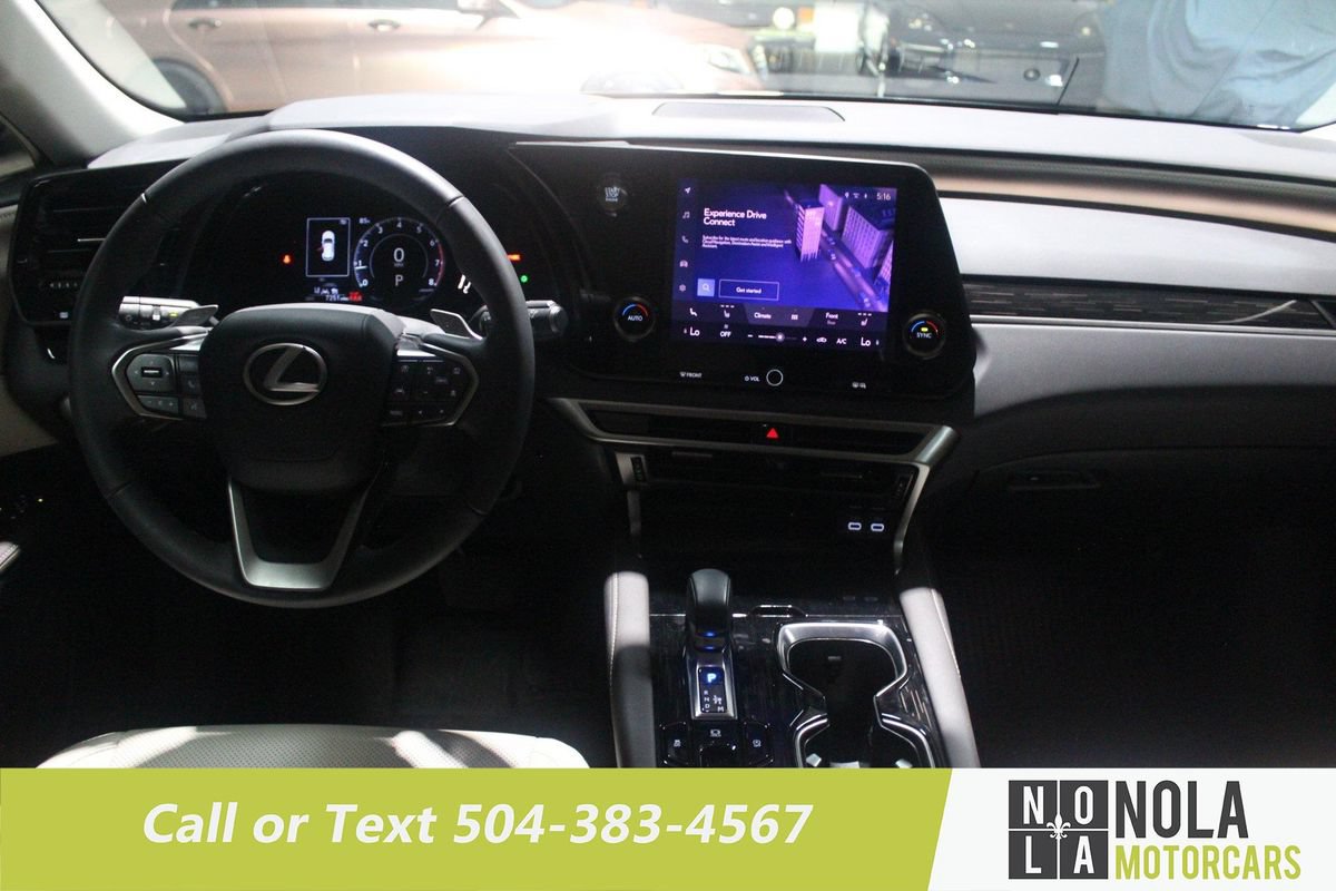 Used 2024 Lexus RX 350 FWD image 11
