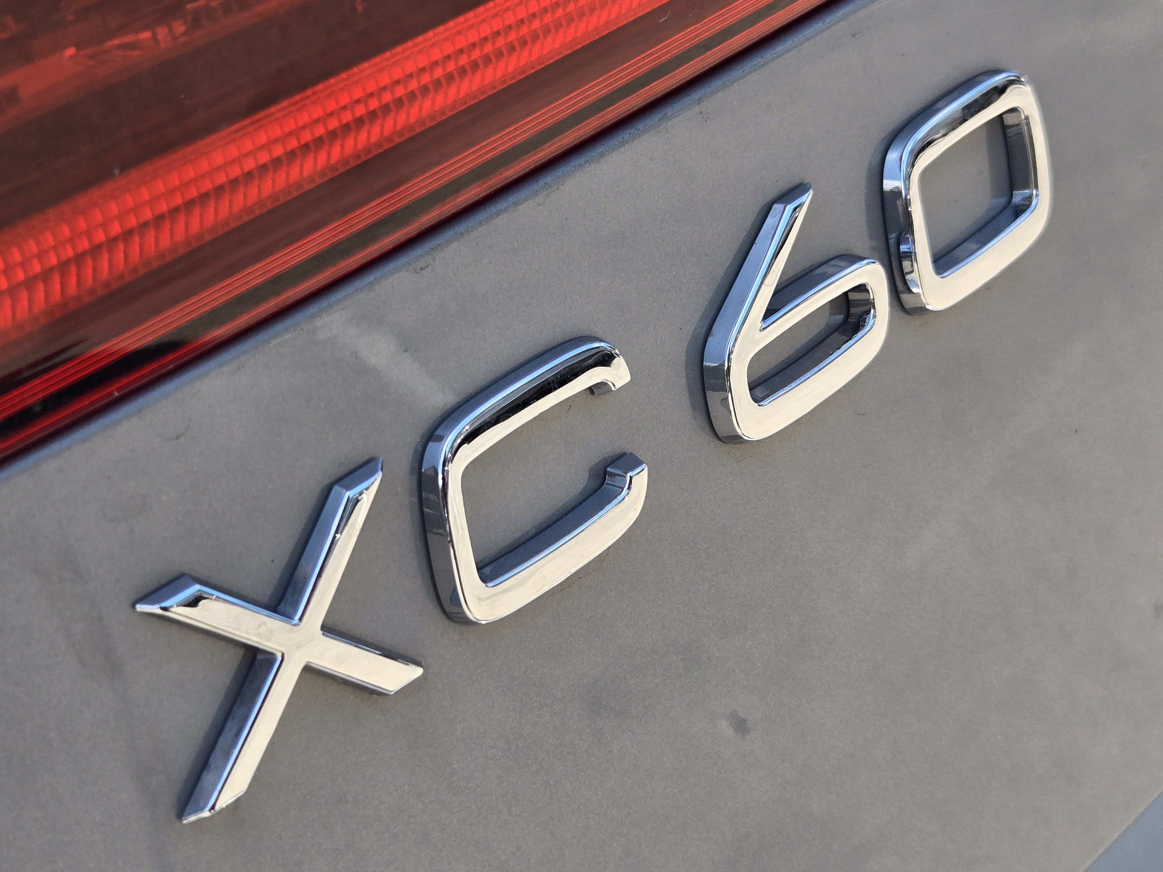 New 2026 Volvo XC60 T8 Ultra w/ Protection Package Premier AWD/4WD image 34