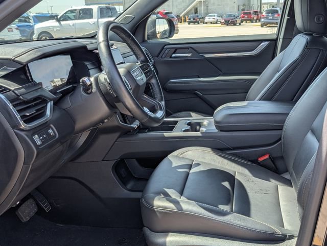 Used 2024 GMC Acadia Elevation image 13