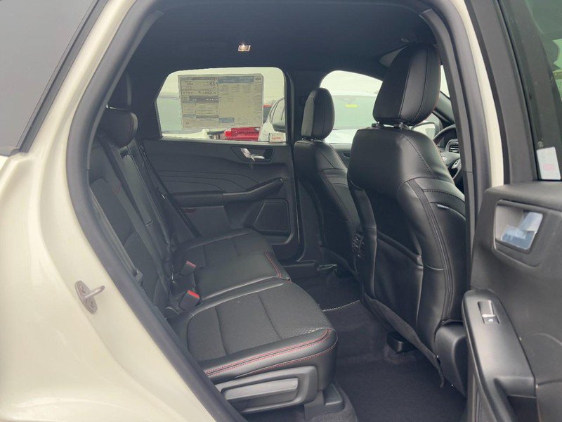New 2026 Ford Escape ST-Line w/ Tech Pack #1 AWD/4WD image 5