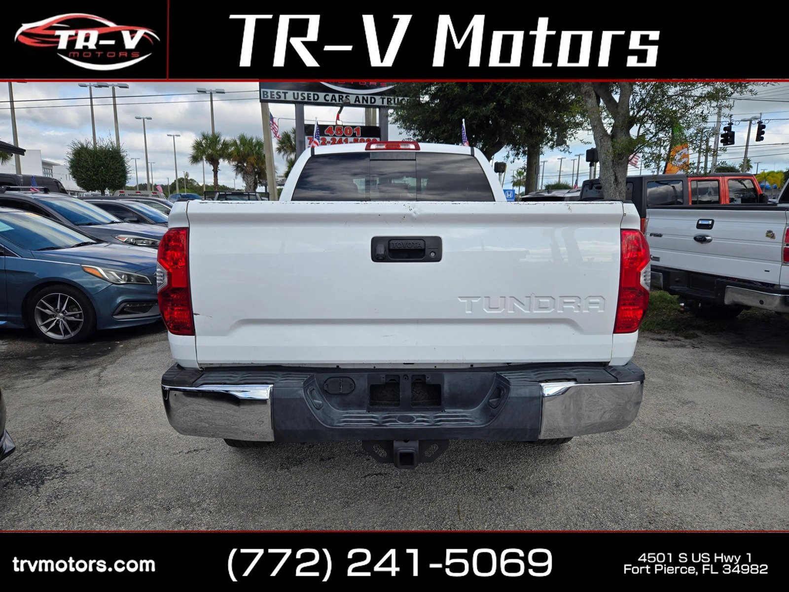 Used 2014 Toyota Tundra SR5 w/ SR5 Upgrade Package RWD image 5