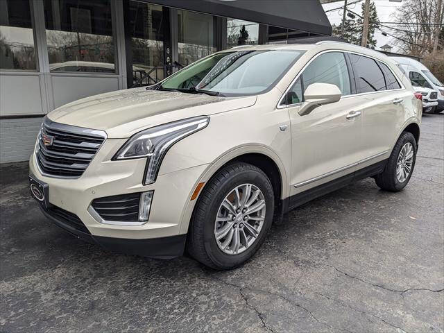 Used 2017 Cadillac XT5 Luxury w/ Driver Awareness Package