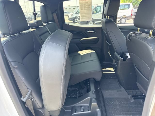 Used 2024 GMC Canyon Elevation w/ Elevation Premium Package AWD/4WD image 14