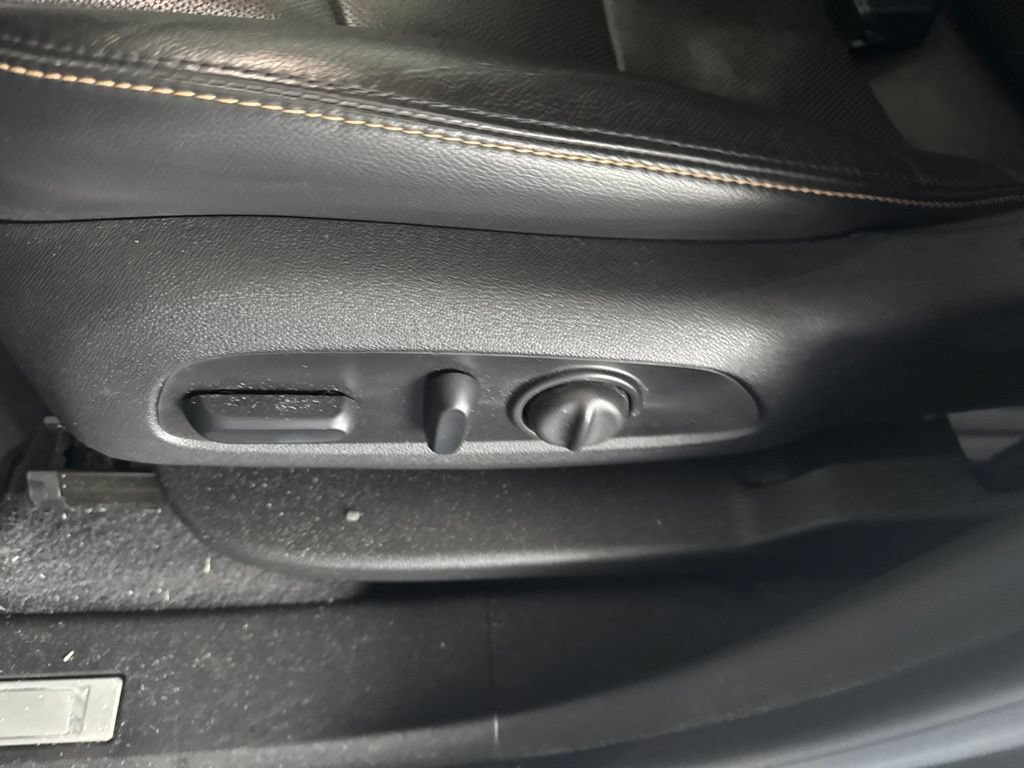 Used 2020 Chevrolet Equinox Premier FWD image 20