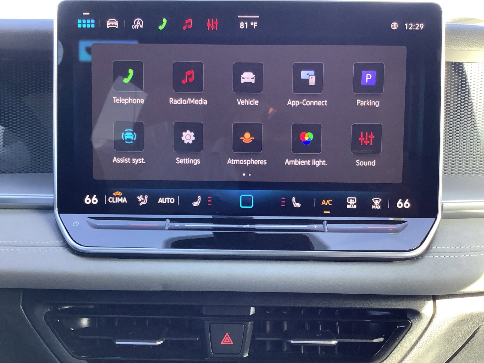 New 2026 Volkswagen Tiguan SE R-Line image 16