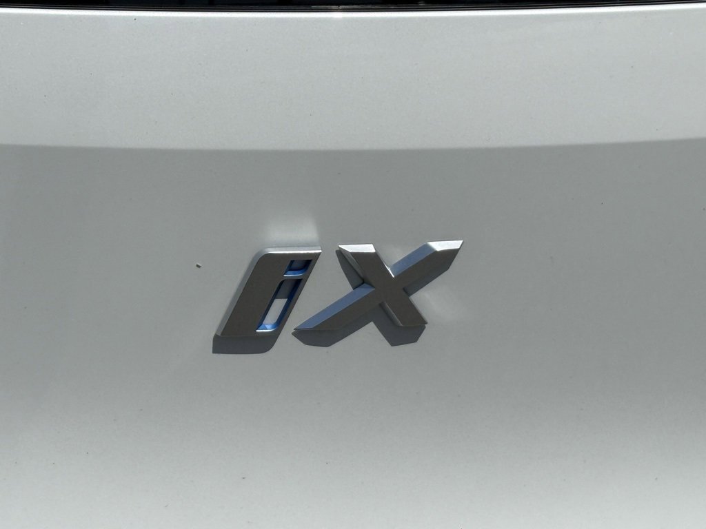 Used 2025 BMW iX xDrive50 w/ Sport Package image 13
